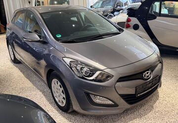 Hyundai i30 93.000 km 7.999 &euro; Wuppertal 42115