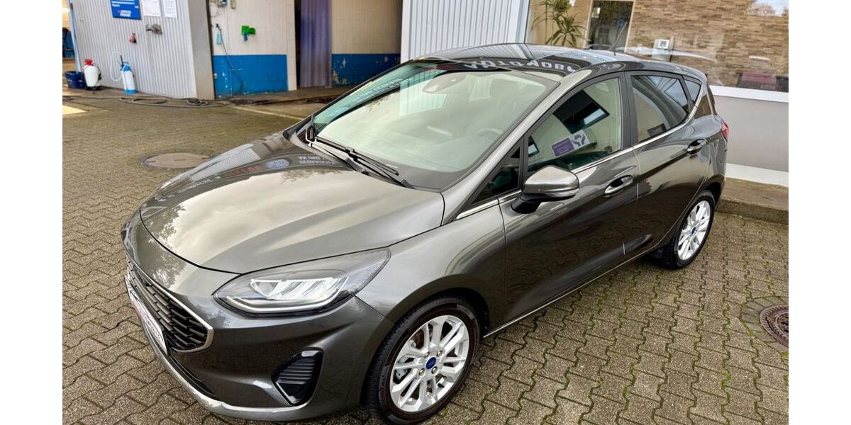 Ford Fiesta 14.087 km 15.950 &euro; Ratingen (Nähe Düsseldorf) 40883