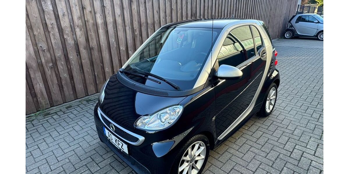 Smart ForTwo 74.110 km 7.300 &euro; Castrop-Rauxel 44579
