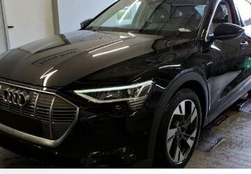 Audi e-tron 40.320 km 33.980 &euro; Duisburg 47178