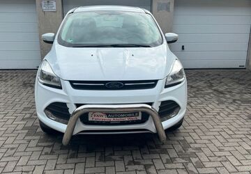 Ford Kuga 89.000 km 9.699 &euro; Essen 45356