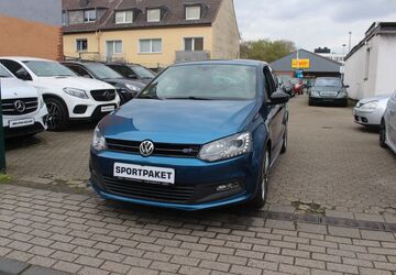 VW Polo 136.000 km 11.850 &euro; Duisburg 47139