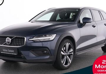 Volvo V60 Cross Country 32.405 km 37.850 &euro; Witten 58453