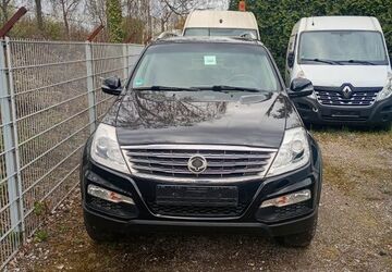 SsangYong REXTON 310.000 km 3.950 &euro; Essen 45326