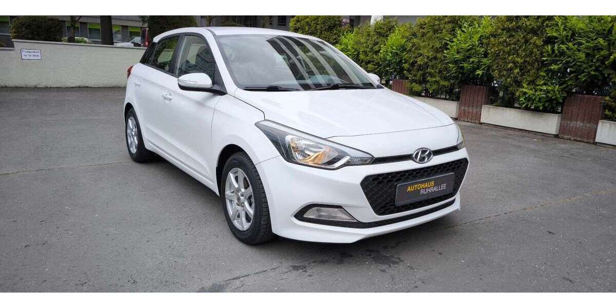 Hyundai i20 10.000 km 9.950 &euro; Essen 45138