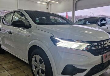 Dacia Sandero 14.600 km 11.950 &euro; Bottrop 46238