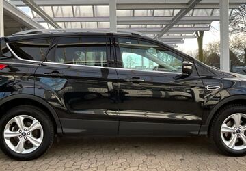 Ford Kuga 153.000 km 8.950 &euro; Dinslaken 46539
