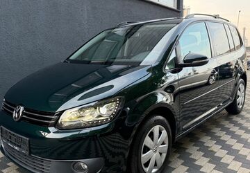 VW Touran 203.000 km 7.950 &euro; Duisburg 47259