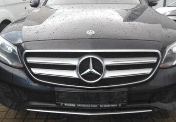 Mercedes-Benz E 200 595.000 km 7.999 &euro; Essen 45326