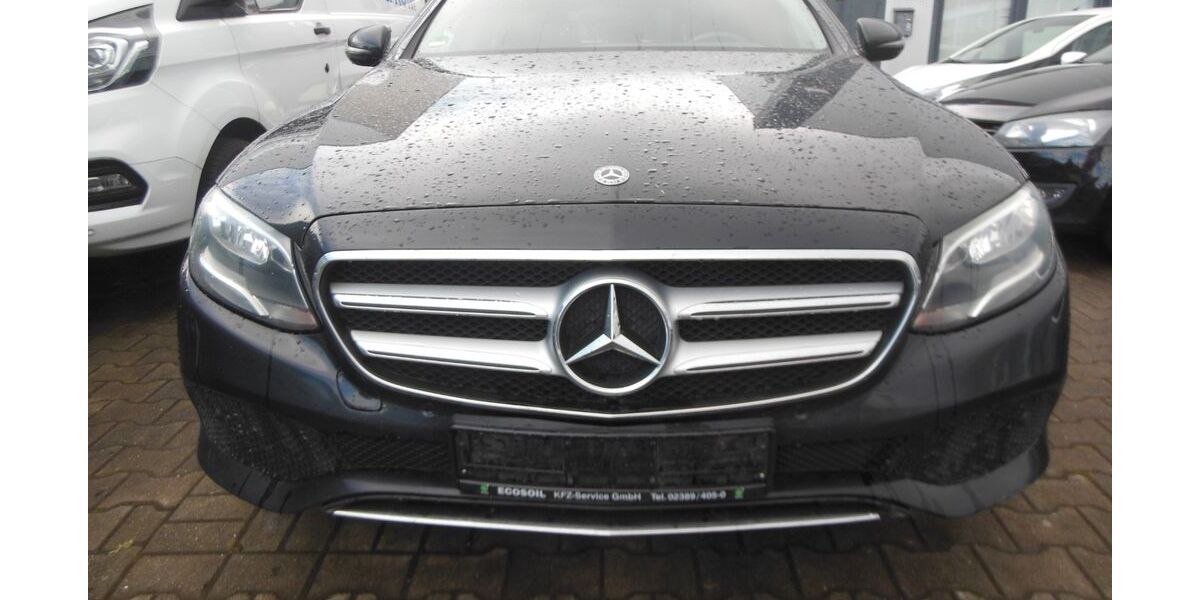 Mercedes-Benz E 200 595.000 km 7.999 &euro; Essen 45326