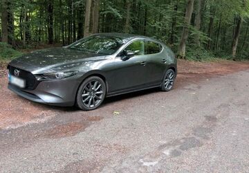 Mazda 3 81.000 km 16.800 &euro; Bottrop 46236