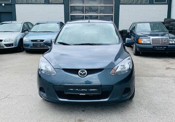 Mazda 2 162.000 km 2.490 &euro; Essen 45127