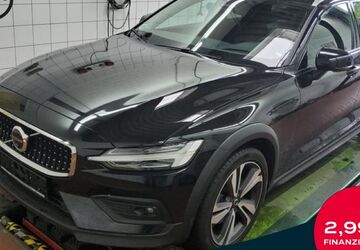 Volvo V60 Cross Country 47.350 km 39.890 &euro; Essen-Kray 45309