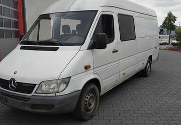 Mercedes-Benz Sprinter 218.000 km 3.950 &euro; Essen 45356