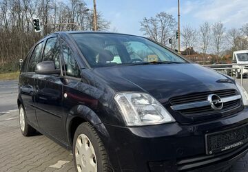 Opel Meriva 184.000 km 1.950 &euro; Bottrop 46238