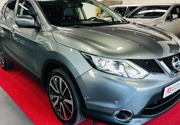 Nissan Qashqai 92.000 km 14.790 &euro; Oberhausen 46049