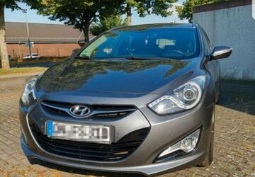 Hyundai i40 155.000 km 7.399 &euro; Dorsten 46282