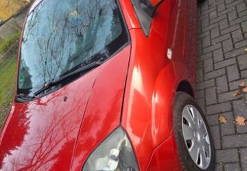 Ford Fiesta 155.000 km 1.899 &euro; Duisburg 47179