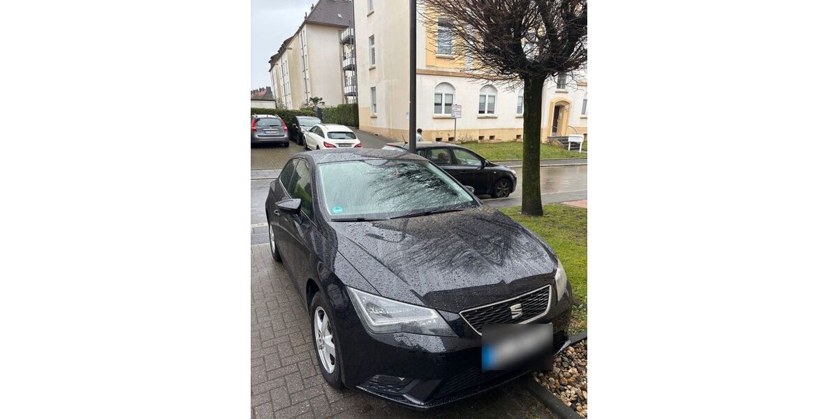 Seat Leon 112.000 km 6.899 &euro; Recklinghausen 45657