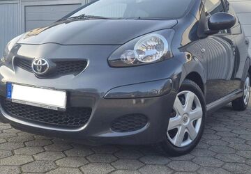 Toyota Aygo (X) 58.000 km 5.290 &euro; Witten 58452