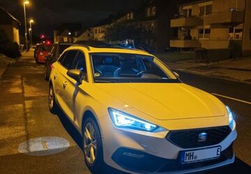 Seat Leon 80.600 km 22.499 &euro; Mülheim 45475