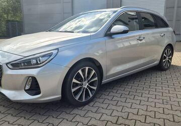 Hyundai i30 105.518 km 13.599 &euro; Essen 45329