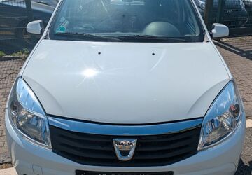 Dacia Sandero 142.000 km 2.999 &euro; Essen 45359
