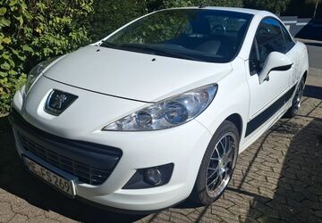 Peugeot 207 110.000 km 2.900 &euro; Heiligenhaus 42579