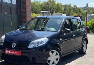 Dacia Sandero 135.322 km 2.000 &euro; Essen 45145