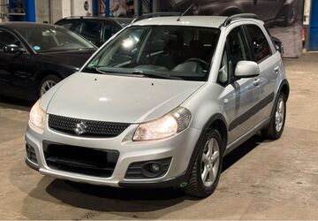 Suzuki SX4 86.500 km 7.990 &euro; Wuppertal 42349