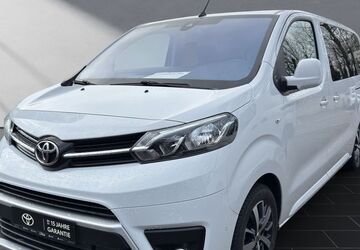 Toyota Proace (Verso) 119.282 km 27.990 &euro; Dinslaken 46537