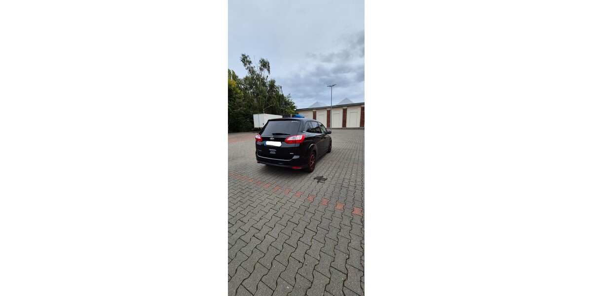 Ford Grand C-Max 143.797 km 5.500 &euro; Bochum 44787