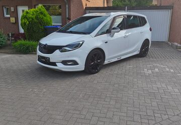 Opel Zafira Tourer 91.900 km 17.499 &euro; Bottrop 46240