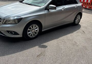 Mercedes-Benz A 180 96.000 km 10.999 &euro; Gelsenkirchen 45881