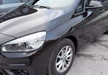 BMW 220 108.000 km 9.900 &euro; Essen 45219