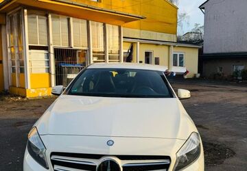 Mercedes-Benz A 180 146.000 km 9.400 &euro; Bochum 44805