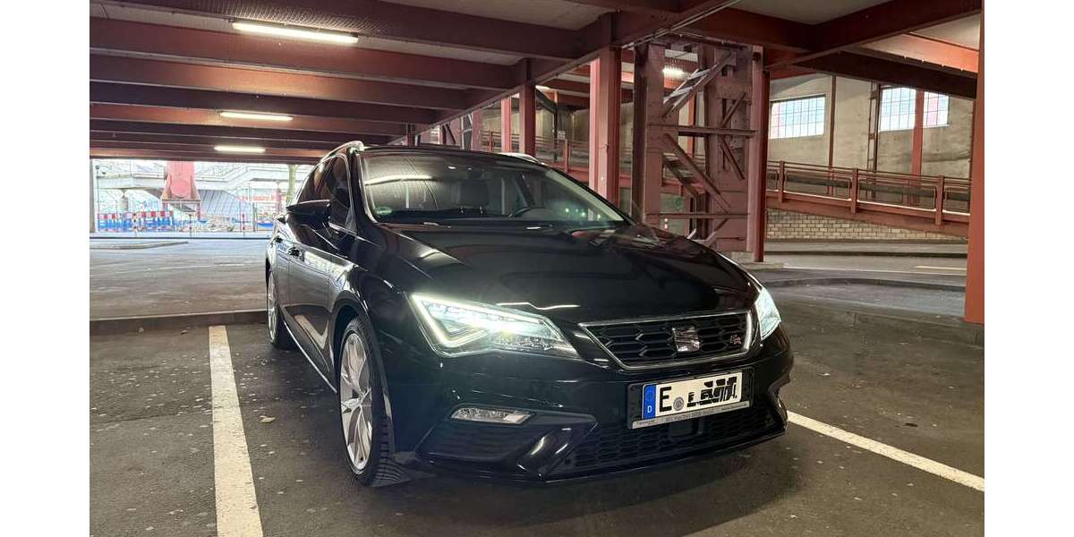 Seat Leon 112.000 km 14.600 &euro; Essen 45147