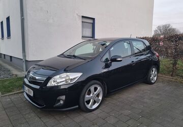 Toyota Auris 204.000 km 6.000 &euro; Bochum 44807