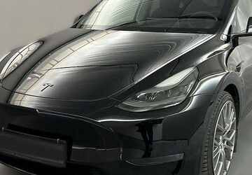 Tesla Model Y 41.300 km 38.800 &euro; Bochum 44803