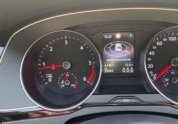 VW Passat 101.017 km 28.000 &euro; Gelsenkirchen 45891