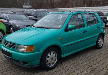 VW Polo 73.548 km 2.749 &euro; Essen 45329