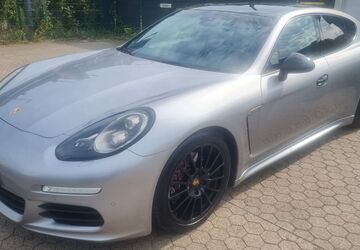 Porsche Panamera 117.000 km 34.850 &euro; Duisburg 47139