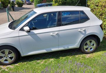 Skoda Fabia 88.900 km 8.900 &euro; Essen 45259