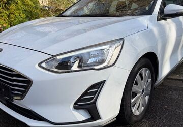 Ford Focus 153.234 km 5.900 &euro; Essen 45276