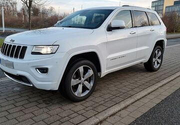 Jeep Grand Cherokee 129.900 km 16.300 &euro; Essen 45127