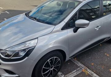 Renault Clio 87.200 km 8.800 &euro; Wuppertal 42289