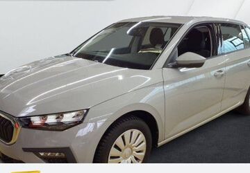 Skoda Scala 24.377 km 17.680 &euro; Bochum 44809