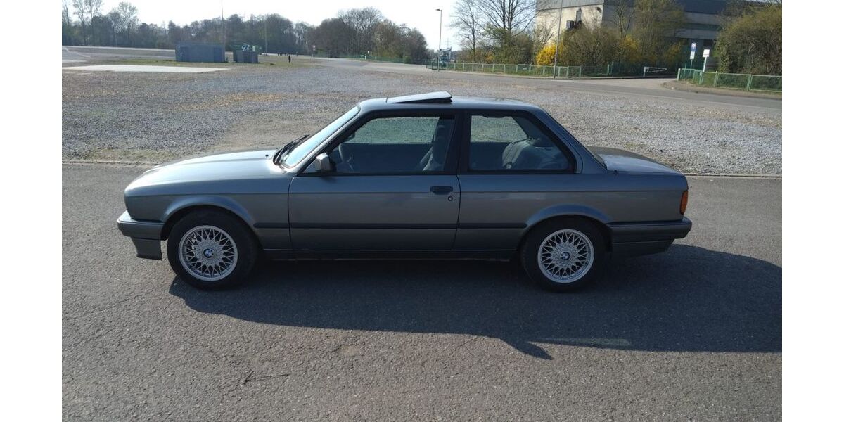 BMW 325 150.000 km 15.900 &euro; recklinghausen 45661