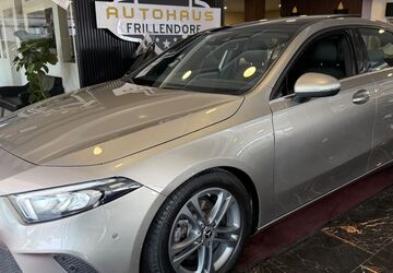 Mercedes-Benz A 180 64.796 km 19.950 &euro; Essen 45139