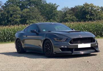 Ford Mustang 87.000 km 23.650 &euro; Moers 47445
